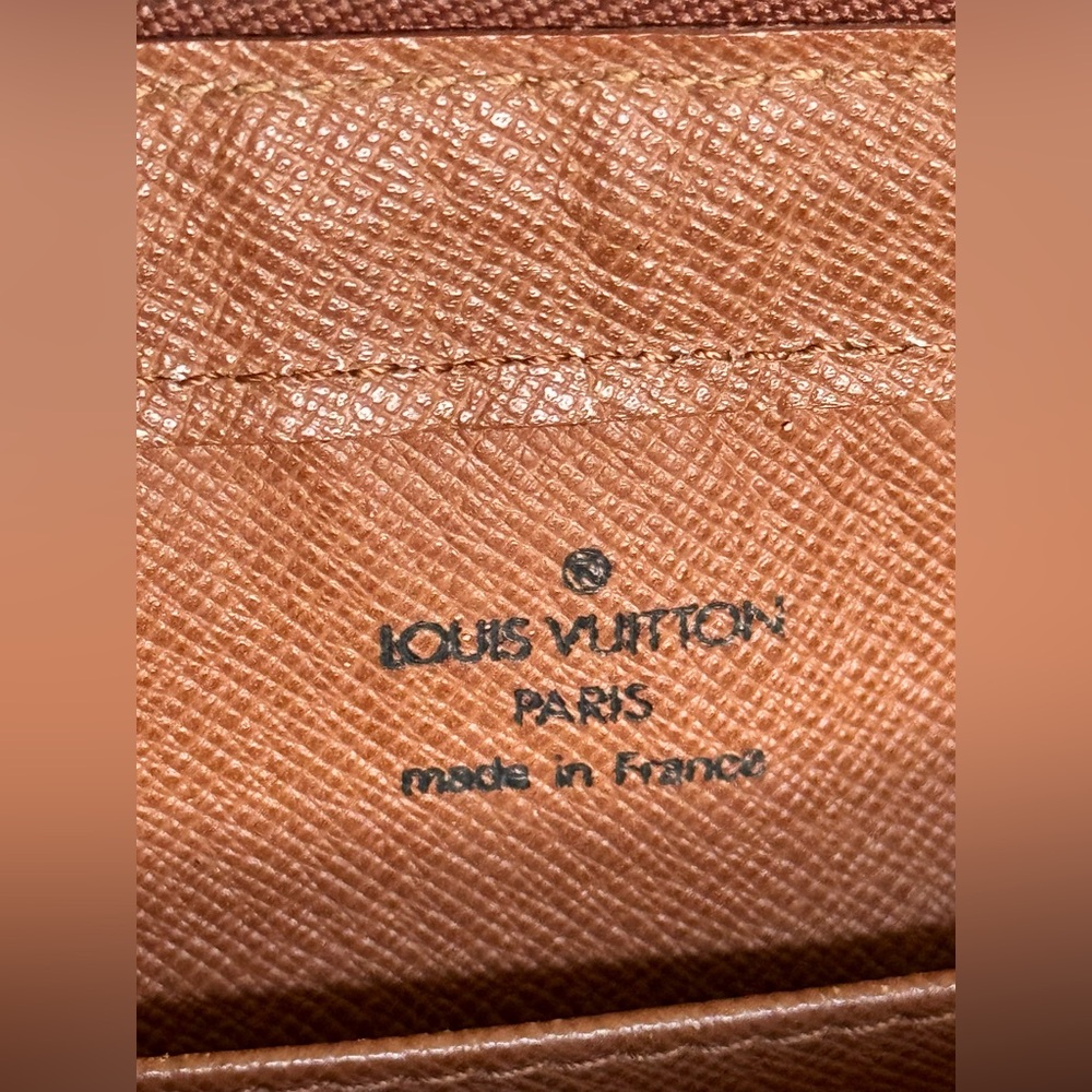 Louis Vuitton Monogram Orsay Clutch ๐ค๐ค - Picture 10 of 16